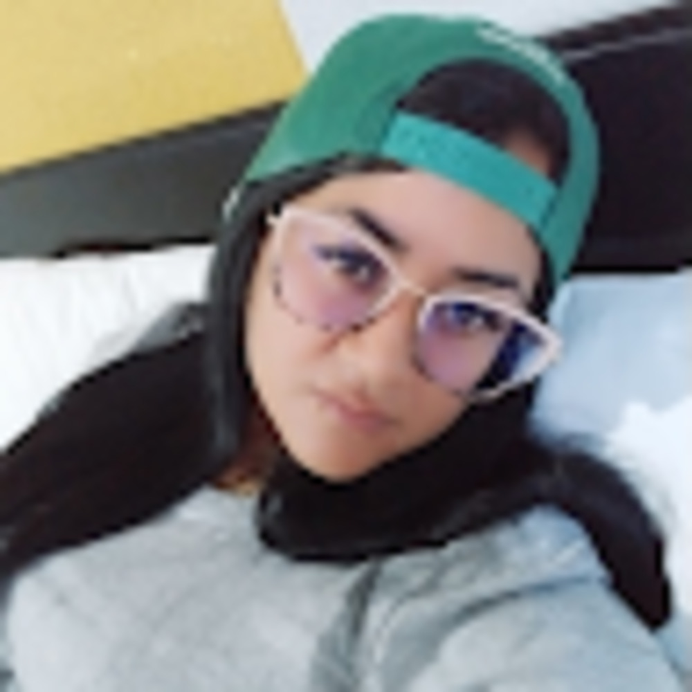 Meet your Posher, Gabriela